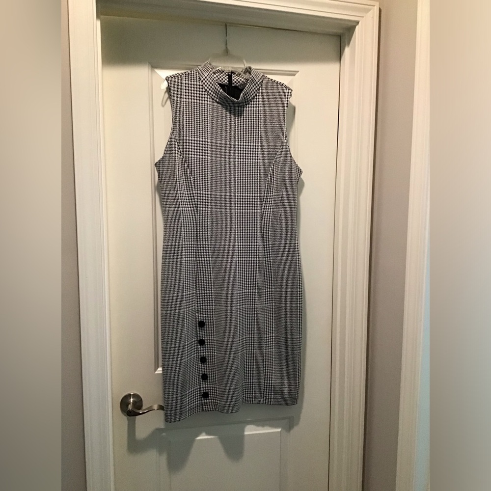 Sharagano Black and White Patterned Mini Dress